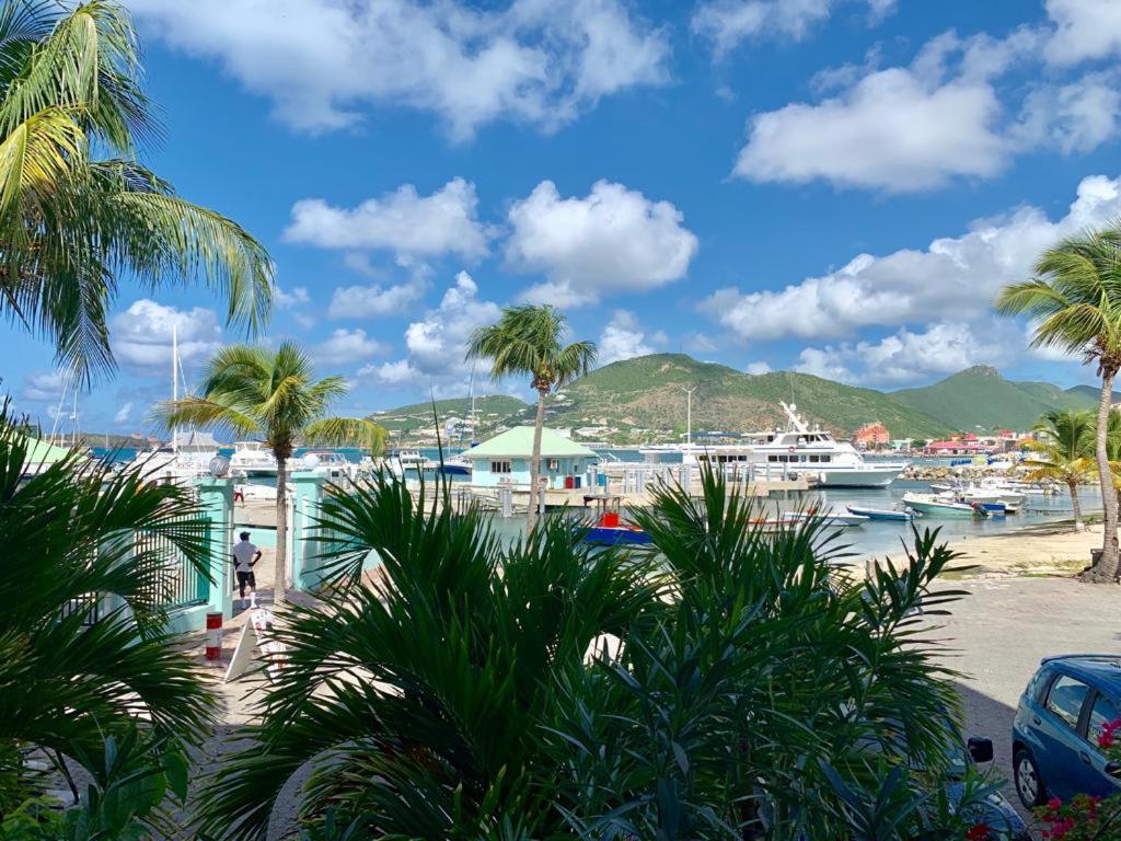 Appartement Neuf En Plein Coeur De Philipsburg Philipsburg  Bagian luar foto